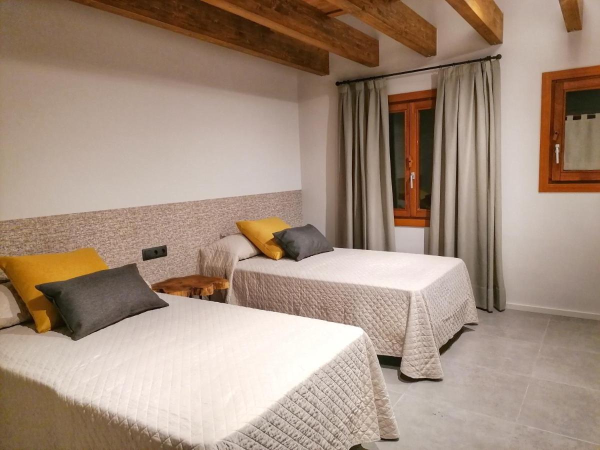 Apartament "El Castell" Casa Rural Cal Rialla Льївія Екстер'єр фото