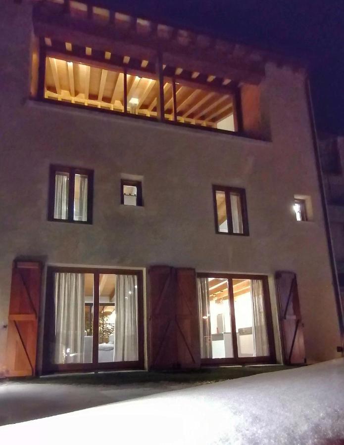 Apartament "El Castell" Casa Rural Cal Rialla Льївія Екстер'єр фото